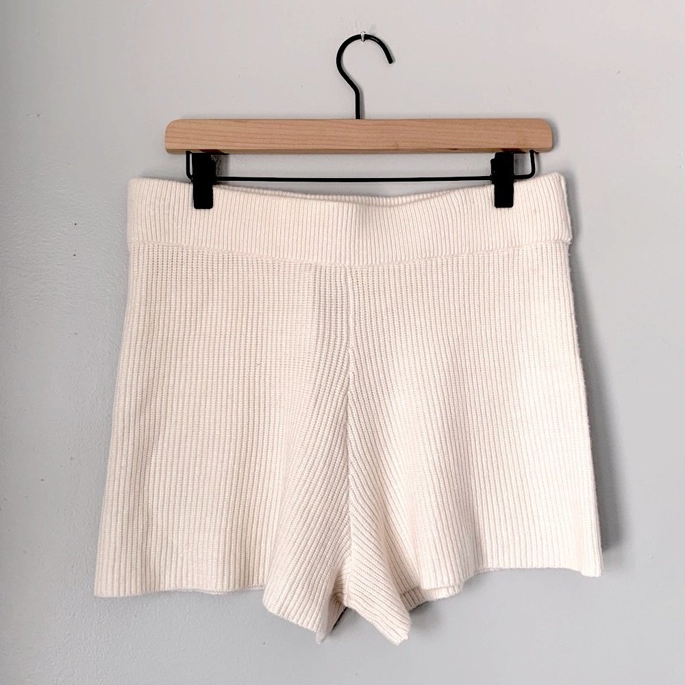 NWT The Drop Knit Shorts in Neutral Cream